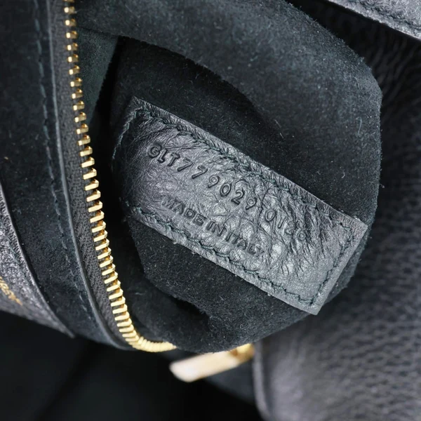 YVES SAINT LAURENT Le 5 a 7 Bea Grained Leather Tote Bag Black