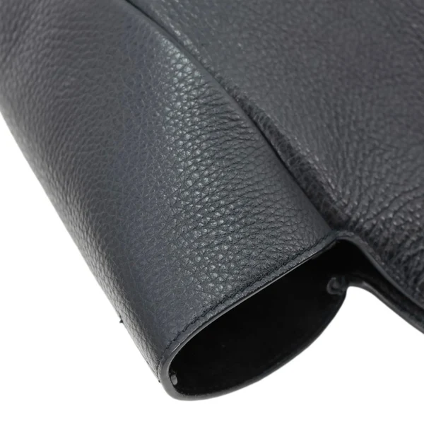 YVES SAINT LAURENT Le 5 a 7 Bea Grained Leather Tote Bag Black