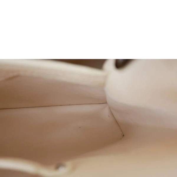 LOUIS VUITTON Capucines BB Mechanical Flowers Taurillon Leather Crossbody Bag Cream