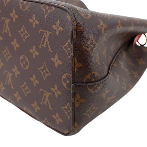 LOUIS VUITTON Neonoe MM Giant Monogram Canvas Bucket Shoulder Bag Brown