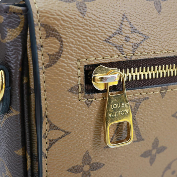 LOUIS VUITTON Metis Pochette Reverse Monogram Canvas Crossbody Bag Brown