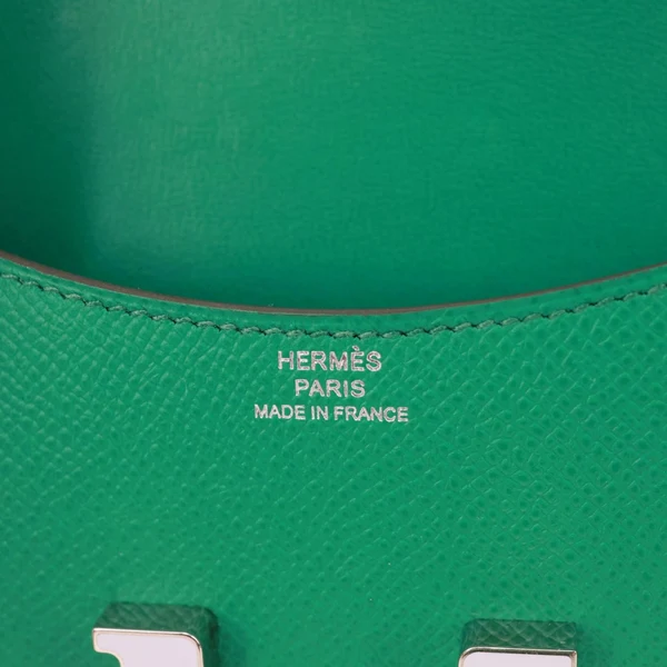 HERMES Constance Slim Grained Calfskin Leather Wallet Vert Vertigo
