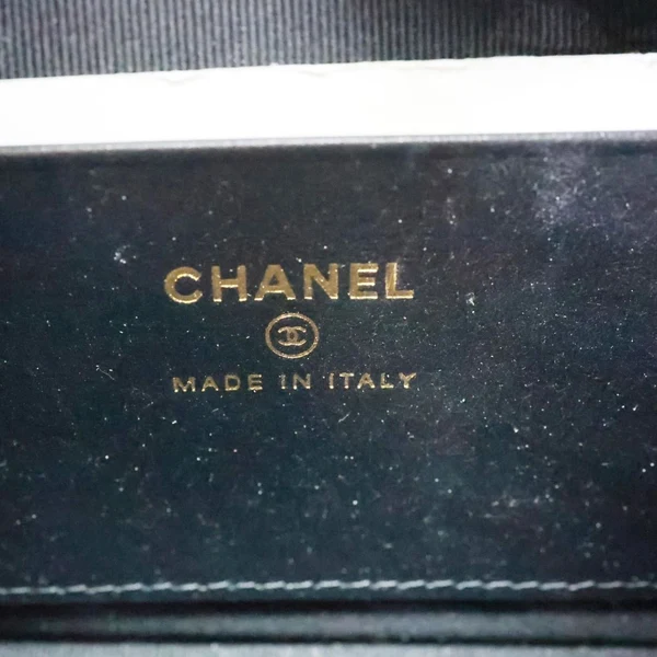 CHANEL CC Caviar Leather Clutch with Chain Hobo Bag Black