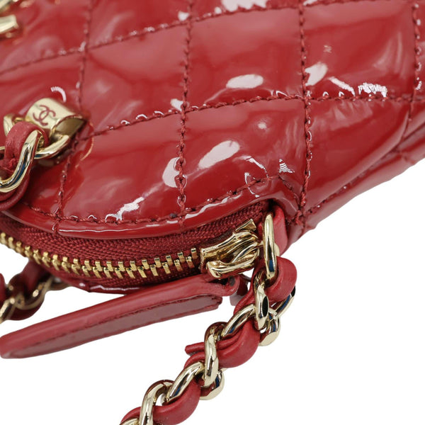 CHANEL Coco Quilted Calfskin Patent Leather Clutch With Chain Red