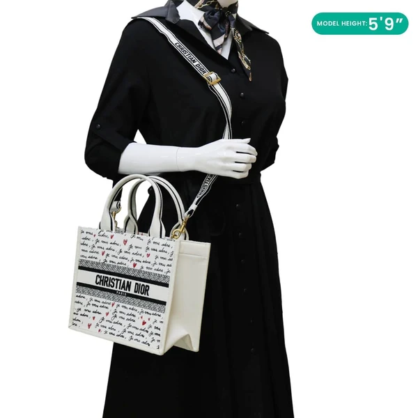 CHRISTIAN DIOR Book Small Dioramour Je Vous Adore Embroidered Canvas Tote Bag White