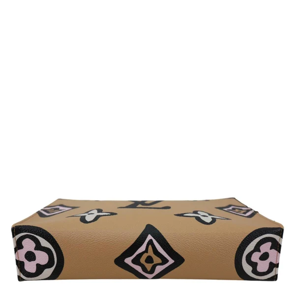 LOUIS VUITTON Wild At Heart Toiletry 26 Monogram Giant Cosmetics Pouch Multicolor