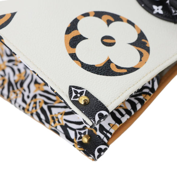 LOUIS VUITTON Onthego Jungle GM Giant Monogram Canvas Tote Shoulder Bag White