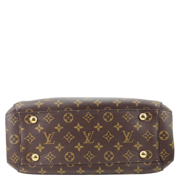 LOUIS VUITTON Montaigne MM Monogram Canvas Shoulder Bag Brown