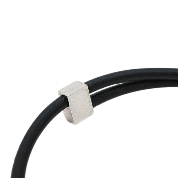 GUCCI Tag Pelle Nera Bracelet Black 774464