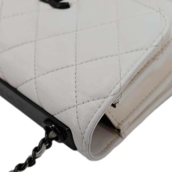 CHANEL Trendy CC Quilted Leather Wallet On Chain Crossbody Bag White