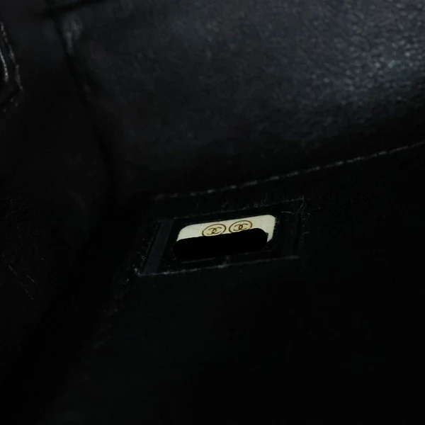 CHANEL Medal Flap Calfskin Chevron Quilted Leather Shoulder Bag Black