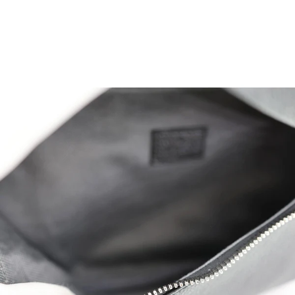 GUCCI Logo Grained Calfskin Embossed Leather Belt Bag Black