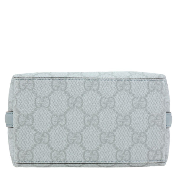 GUCCI GG Emblem GG Supreme Canvas Bucket Bag Light Blue 847090