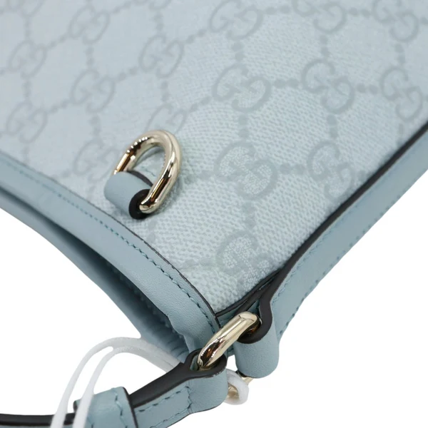 GUCCI GG Emblem GG Supreme Canvas Bucket Bag Light Blue 847090