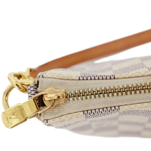 LOUIS VUITTON Pochette Accessoires Damier Azur Pouch White