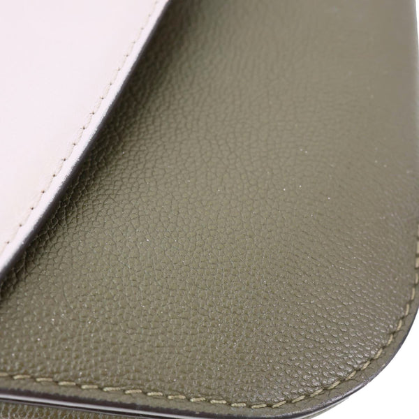 LOUIS VUITTON Very Calfskin Leather Saddle Shoulder Bag Khaki Green