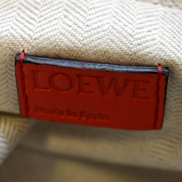 LOEWE Puzzle Medium Leather Shoulder Bag Red