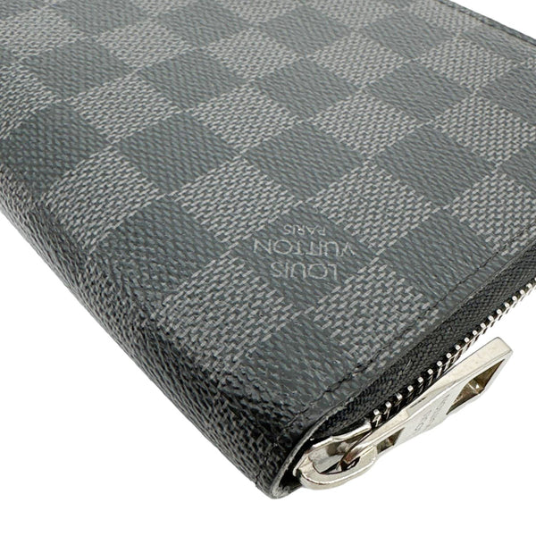 LOUIS VUITTON Trunks And Lock Damier Graphite Zippy Organizer Wallet Black