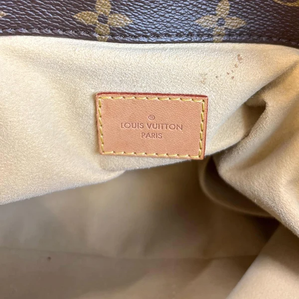 LOUIS VUITTON Artsy MM Monogram Canvas Hobo Shoulder Bag Brown