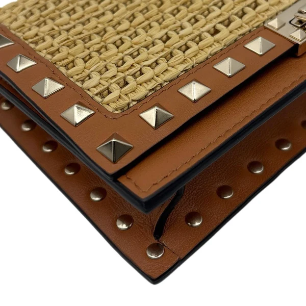 VALENTINO Garavani Rockstud Raffia Wallet On Chain Crossbody Bag Tan