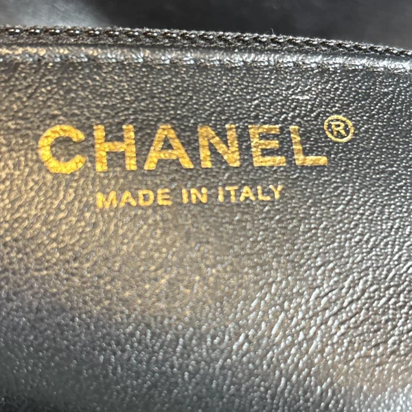 CHANEL Trendy CC Top Handle Flap Quilted Leather Shoulder Bag Black
