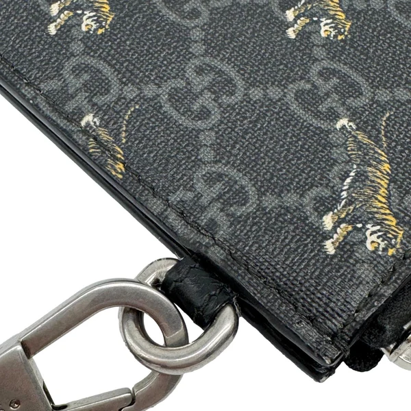 GUCCI Tiger Print GG Supreme Canvas Clutch Bag Black 575136