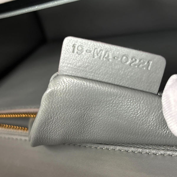 CHRISTIAN DIOR 30 Montaigne Flap Grained Calfskin Leather Crossbody Bag Grey