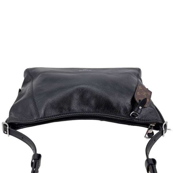 LOUIS VUITTON Carryall Vibe East West Lambskin Leather Shoulder Bag Black