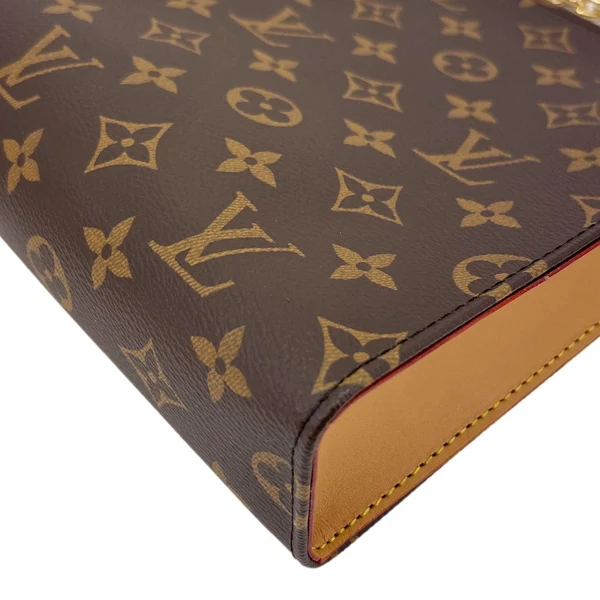 LOUIS VUITTON Toiletry Pouch On Chain Monogram Canvas Clutch Brown
