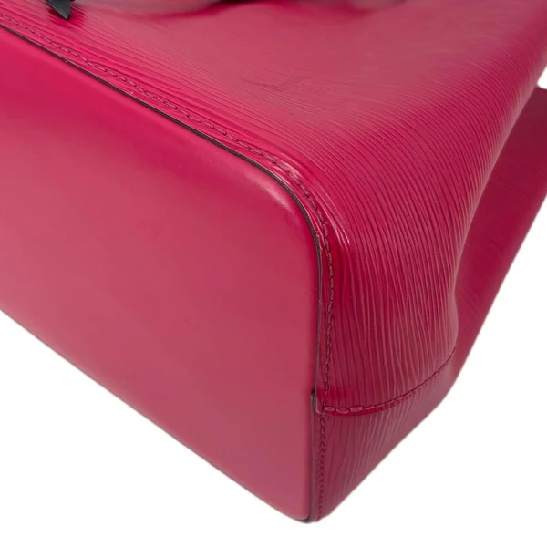 LOUIS VUITTON NeoNoe MM Epi Leather Bucket Shoulder Bag Pink